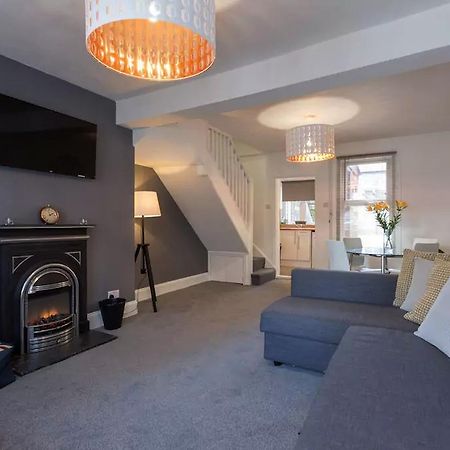 Hastings House - Modern 2 Bedroom House In Central Luton & Near Airport Ngoại thất bức ảnh